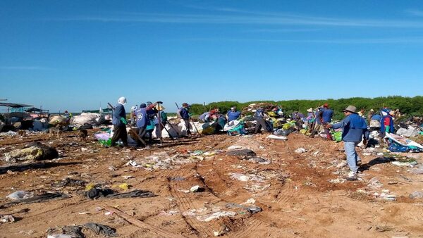 Gancheros piden garantías ante el inminente cierre de Cateura | 1000 Noticias