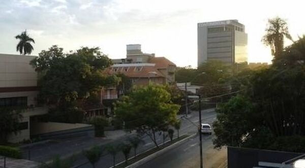 Comienza agosto con temperaturas en aumento - Radio Imperio