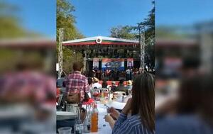 Abuchean a Hugo Velázquez tras subir al escenario en un festival – Prensa 5