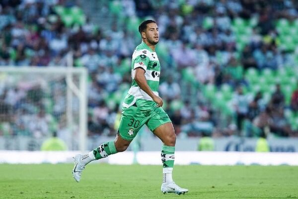 Cecilio Domínguez debuta en el triunfo de Santos Laguna - Radio Imperio