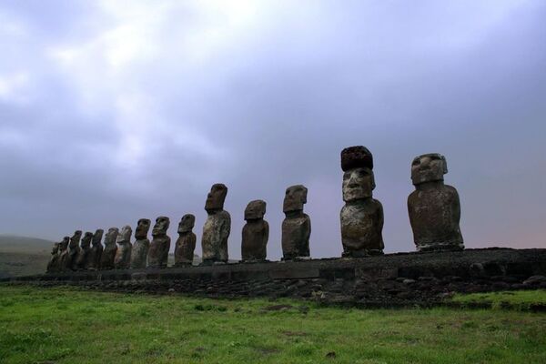 La isla de Pascua vuelve a abrirse tras dos años - Viajes - ABC Color