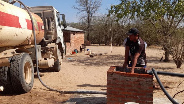 Ante sequía, instituciones gubernamentales se movilizan para cubrir escasez de agua