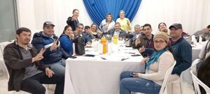 Liberales de Paraguarí se reunieron para analizar la situación actual del país - Política - ABC Color