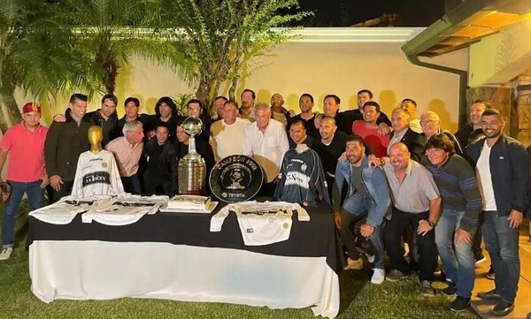 Los héroes del Pacaembú festejaron los 20 años de la obtención de la Libertadores