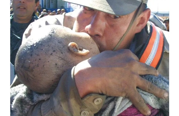 ¿Qué pasó del bebé que aparece en la simbólica foto del incendio del Ycuá Bolaños?