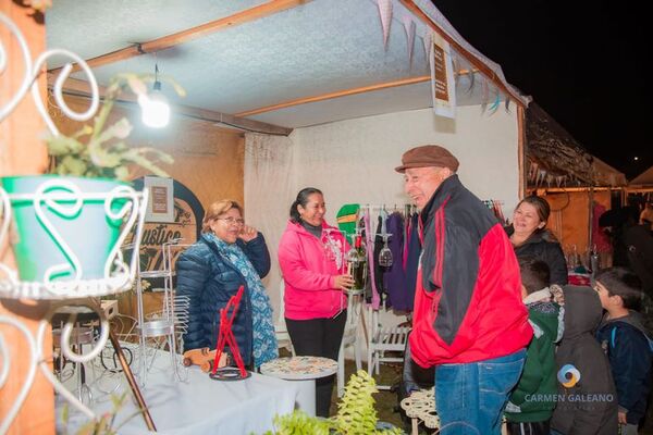 Exitosa feria de jóvenes emprendedores de Ayolas - Nacionales - ABC Color