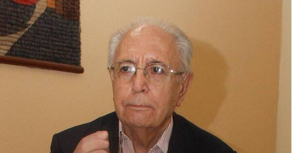 La Nación / “Intelectual y científicamente, el supuesto Plan de Transformación Educativa es una basura”, asegura el padre Jesús Montero Tirado