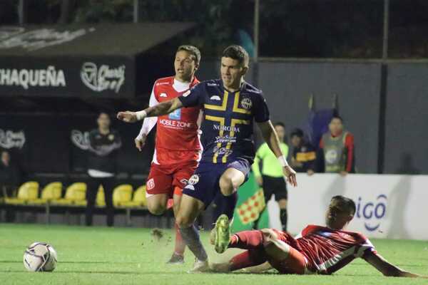 3 de Febrero empata y deja sin la punta a Sportivo Trinidense - La Clave