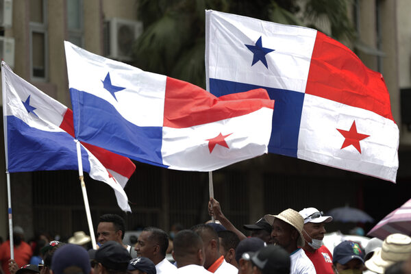 Profesores anuncian el fin de la huelga ariete de las masivas protestas en Panamá - MarketData