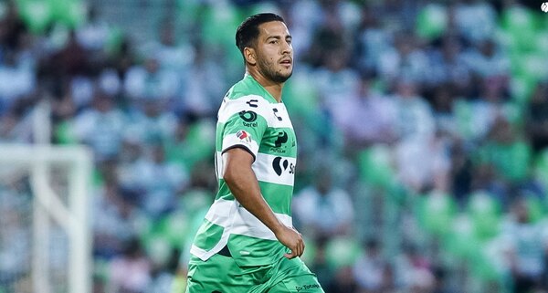 Cecilio Domínguez debuta y el Santos Laguna vuelve a la victoria en México