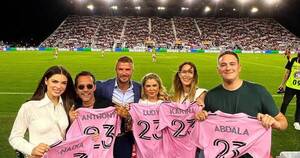 La Nación / Nadia Ferreira, Marc Anthony y sus acompañantes fueron invitados especiales de David Beckham