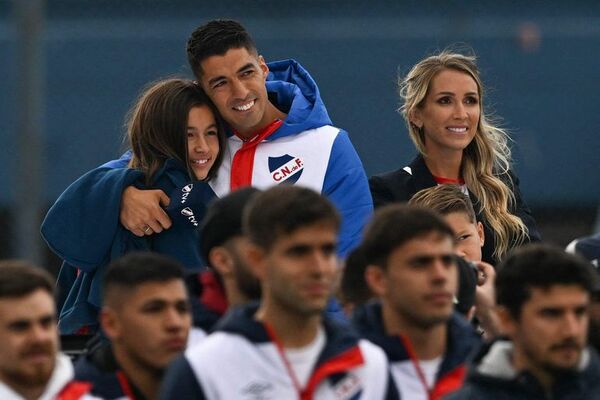 Copa Sudamericana: Suárez sobrevuela el Parque Central - Fútbol - ABC Color