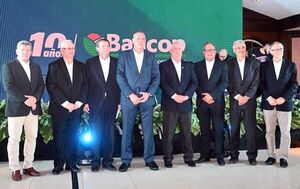 Bancop celebró sus primeros 10 años - Empresariales - ABC Color