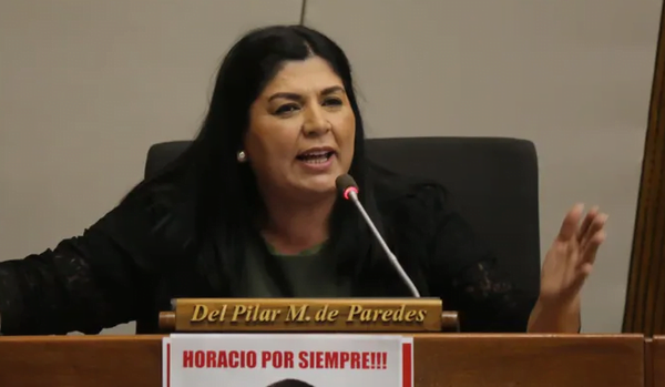 "Sí, yo soy perrito" de Horacio Cartes, afirma diputada Del Pilar Medina - Noticiero Paraguay