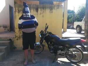 Barcequillo: recuperan una motocicleta robada - San Lorenzo Hoy