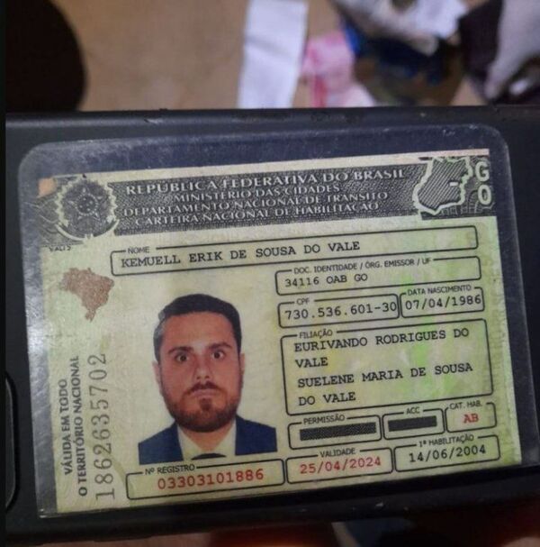 Diario HOY | Estudiante brasileño de medicina hallado muerto en interior de su auto