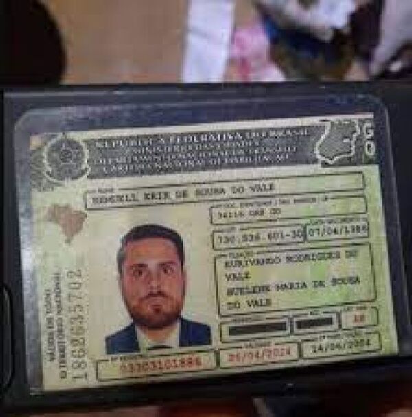 Estudiante brasileño de medicina hallado muerto en interior de su auto en Mariano R. Alonso