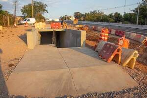 Crónica / Habilitan provisoriamente un túnel peatonal sobre la ruta PY02