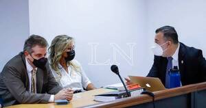 La Nación / Natalia Zuccolillo, directora de Abc Color, ya enfrenta juicio oral por difamación y otros