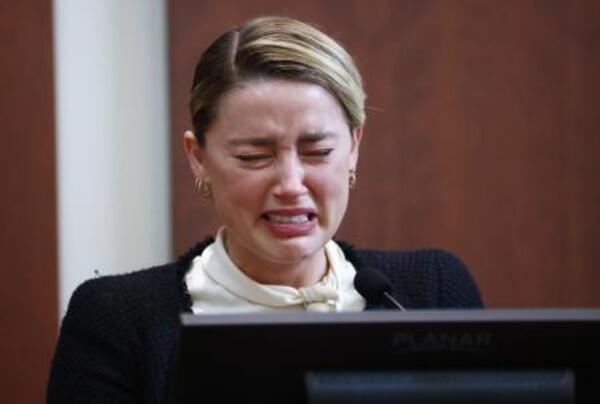 Amber Heard vende su mansión en el desierto tras declararse en bancarrota