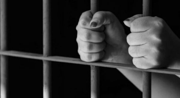 Cajera de financiera simuló asalto y fue condenada