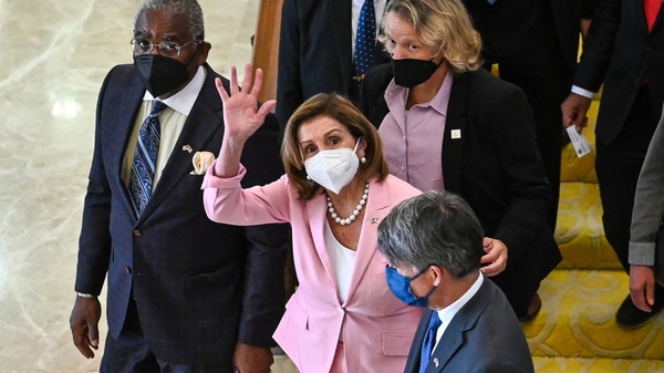 A pesar de las advertencias chinas, Pelosi aterrizó en Taiwán - El Trueno