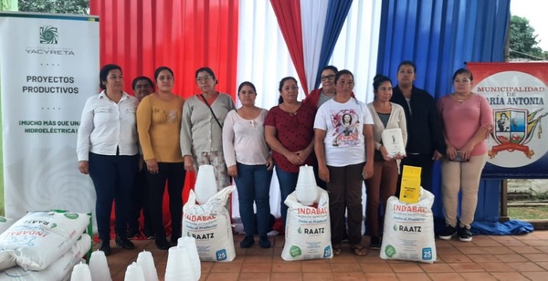 Mujeres de Paraguarí desarrollarán sus proyectos productivos mediante asistencia de la EBY - .::Agencia IP::.