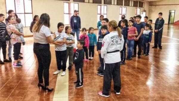 Inician clases de Kung-fu en Hernandarias