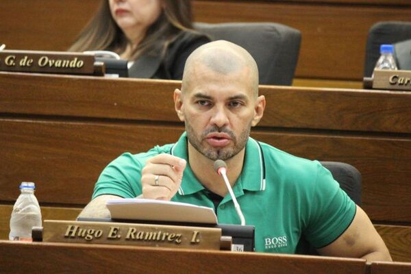 “Ni sesionar solos pueden, eso les duele”, dice Hugo Ramírez sobre cartistas que incidentaron - Política - ABC Color