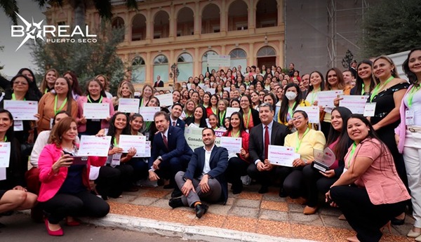 Entregan capital semilla a 172 mujeres emprendedoras