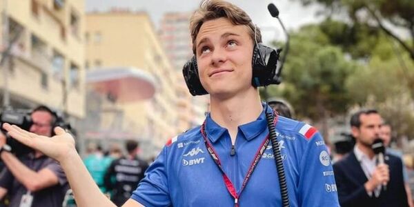 Alpine anunció a Oscar Piastri como piloto para 2023, pero luego el australiano lo negó y estallaron los memes