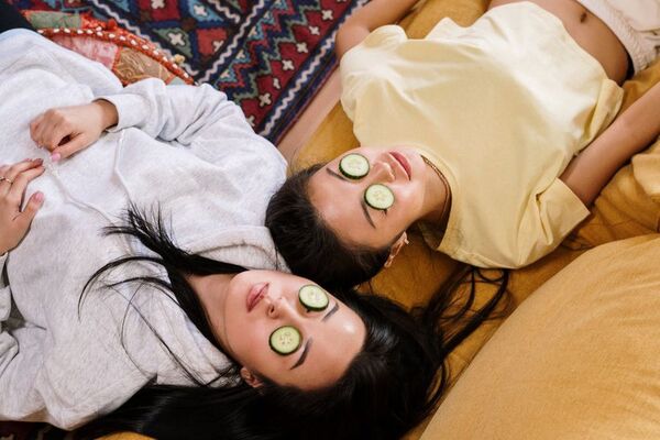 ¿Sabías por qué el pepino se utiliza para las ojeras?