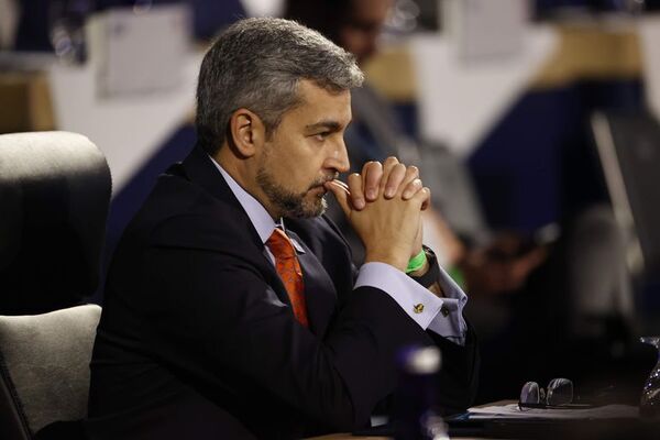 Vehículo de comitiva presidencial sufrió un accidente en Concepción - Nacionales - ABC Color
