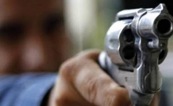 Roban dinero y celular durante un asalto domiciliario