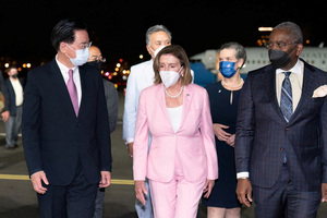 Diario HOY | Pelosi dice que su visita Taiwán es para apoyar a la isla ante las "amenazas" de China