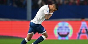 Luis Suárez volvió, pero Nacional cayó de local ante Goianiense