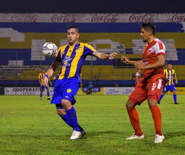 Luqueño escala a la cima de la Intermedia - Fútbol - ABC Color