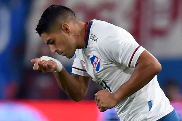Goianiense amarga el debut de Luis Suárez - Fútbol - ABC Color