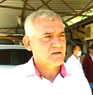 Hernandarienses no pagan sus impuestos en repudio al intendente Nelson Cano - La Clave
