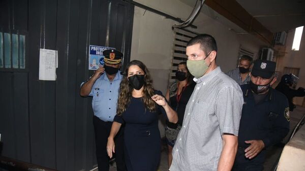 Policía confirma que trabajadores rondaban casa de Cecilia Pérez