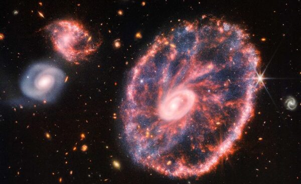 El telescopio ‘James Webb’ muestra a la galaxia ‘Rueda de Carro’