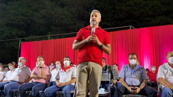Mario Abdo reivindica la repartija de cargos entre seccionaleros