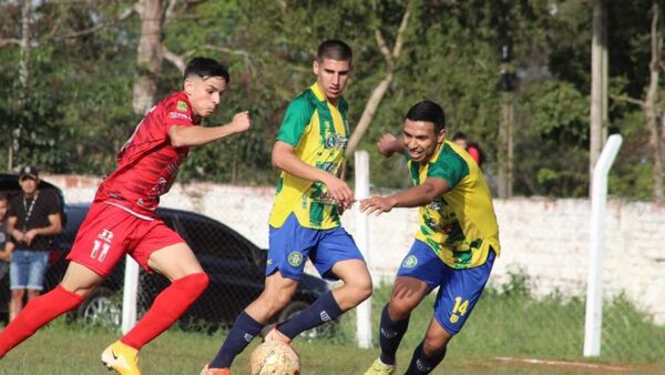 CERRO PORTEÑO RECIBE A STROESSNER CON LA INTENCIÓN DE AVANZAR A LA FINAL