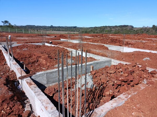 Gran Hospital del Sur: inició la carga de hormigón de los primeros pilares - .::Agencia IP::.
