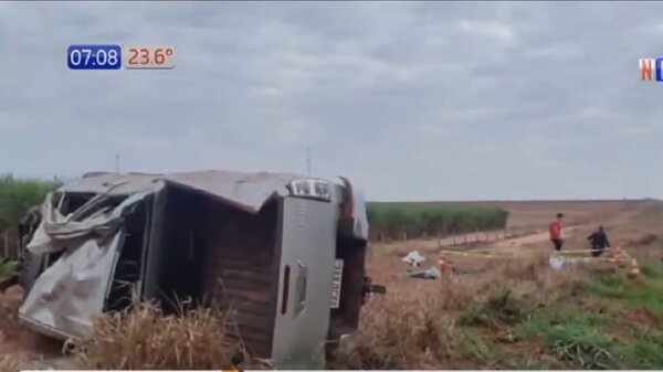 Fatal accidente vehicular en Juan Manuel Frutos, Caaguazú | Noticias Paraguay
