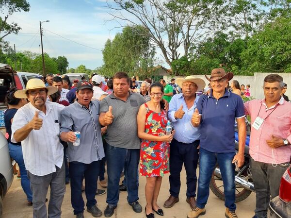 Lilian Souza de ANR es electa intendente de San Carlos del Apa