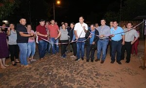 Inauguran varias cuadras de empedrados en Caazapá - Noticiero Paraguay