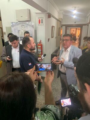 Senador y abogado piden al JEM que también se investiguen a magistrados, fiscales y defensores con afiliación activa - PDS RADIO