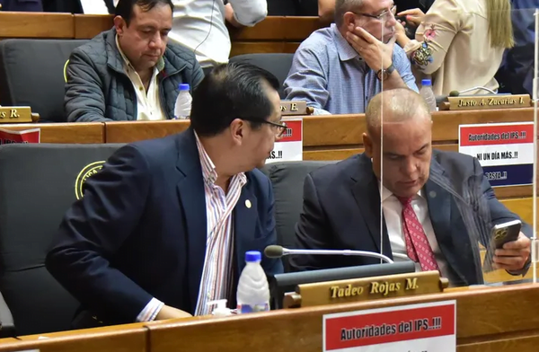 Honor Colorado pide sesión extra para intentar archivar el juicio político a Quiñónez - Noticiero Paraguay