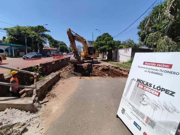 Vecinos califican al desagüe pluvial como el "nuevo metrobús" - El Independiente